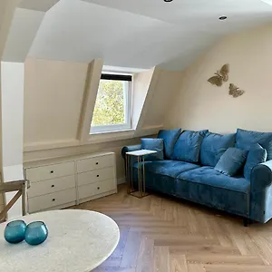 Pure Center A Apartment